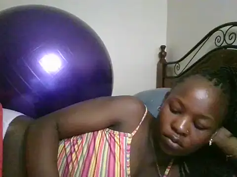 Sonnia  online show from February 14, 2025, 8:42 am