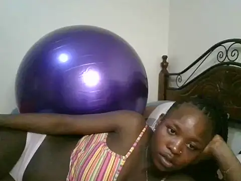 Sonnia  online show from February 13, 2025, 8:24 pm