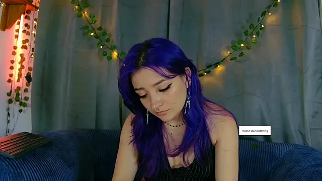 vayolett01 dakotta online show from November 20, 2025, 3:40 am