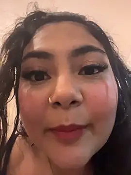 Juli Walker online show from June 24, 2026, 11:57 pm