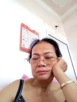 Hotestlove online show from September 19, 2025, 5:44 am