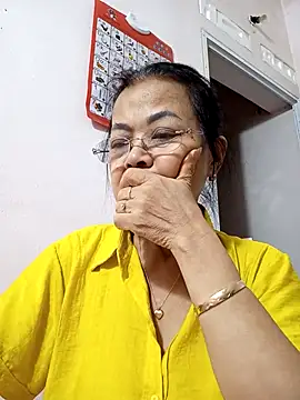 Hotestlove online show from September 26, 2025, 1:40 pm