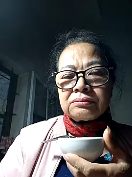 Hotestlove online show from November 21, 2025, 12:53 am