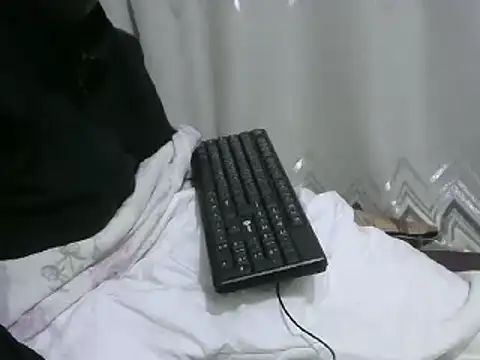 Snapshot of ebonyzebuu chatting on February 8, 2025, 1:22 am ebonyzebuu online show from February 8, 2025, 1:22 am