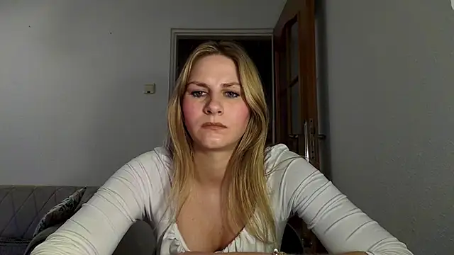 DagmarieFlirt online show from March 20, 2025, 9:24 pm