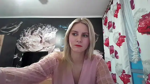 Snapshot of DagmarieFlirt chatting on October 12, 2025, 5:09 am DagmarieFlirt online show from October 12, 2025, 5:09 am