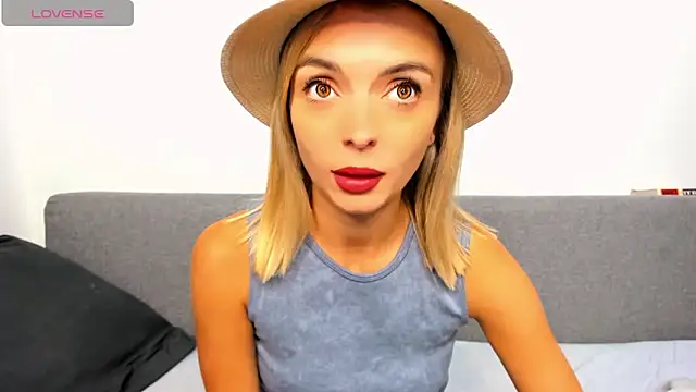 Snapshot of _ellen_meow_ chatting on September 24, 2025, 8:37 pm ellen meow online show from September 24, 2025, 8:37 pm