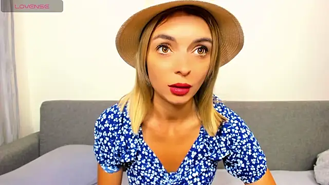 Snapshot of _ellen_meow_ chatting on September 18, 2025, 8:01 pm ellen meow online show from September 18, 2025, 8:01 pm