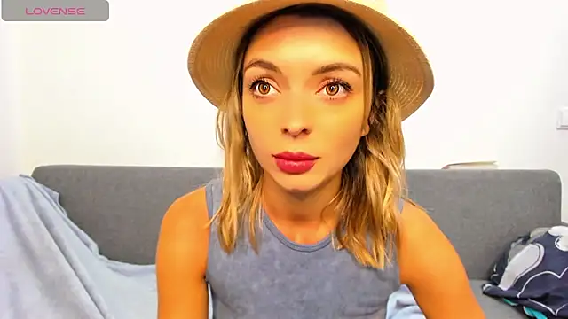  ellen meow  online show from November 6, 2025, 9:41 pm