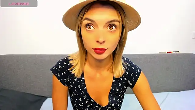 Snapshot of _ellen_meow_ chatting on September 25, 2025, 8:37 pm ellen meow online show from September 25, 2025, 8:37 pm