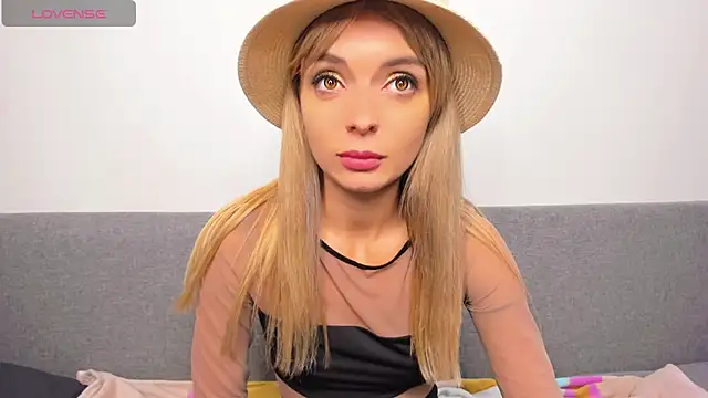  ellen meow  online show from March 9, 2025, 12:10 am