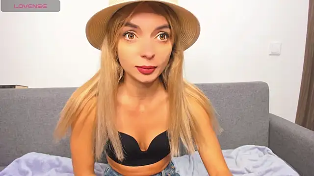  ellen meow  online show from February 7, 2025, 7:59 pm