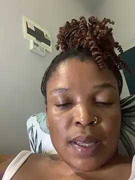 slimcateee online show from February 27, 2025, 5:26 pm