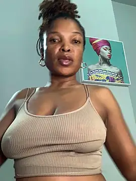 slimcateee online show from February 22, 2025, 4:40 pm