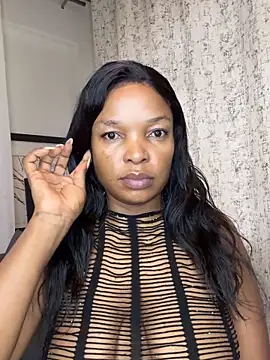 slimcateee online show from March 5, 2026, 5:37 am