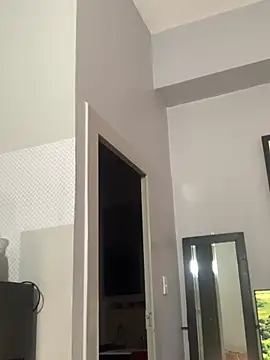 slimcateee online show from March 13, 2025, 5:33 am