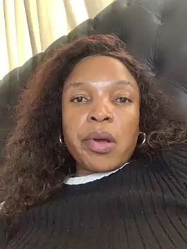 slimcateee online show from March 18, 2025, 12:50 pm