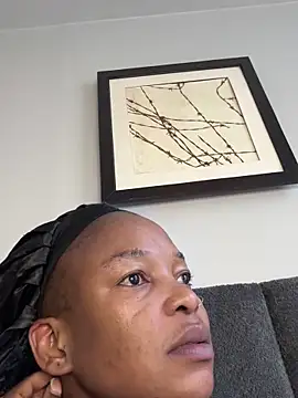 slimcateee online show from October 16, 2025, 6:43 am