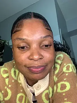 slimcateee online show from February 28, 2025, 9:23 pm