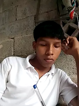 Snapshot of brayanffff chatting on October 29, 2025, 3:55 pm brayanffff online show from October 29, 2025, 3:55 pm