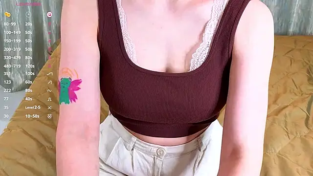 Snapshot of MaryCoopeer chatting on October 20, 2025, 5:09 am MaryCoopeer online show from October 20, 2025, 5:09 am