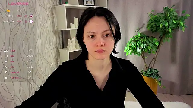 Snapshot of MaryCoopeer chatting on October 5, 2025, 5:09 am MaryCoopeer online show from October 5, 2025, 5:09 am