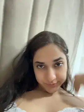 CuteeRose online show from July 21, 2026, 6:20 pm