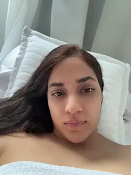 CuteeRose online show from June 17, 2026, 12:59 pm