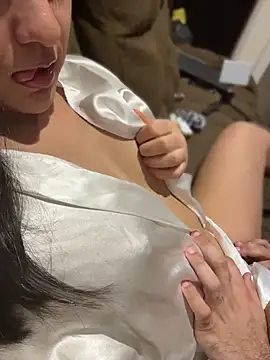 CuteeRose online show from July 9, 2026, 5:34 pm