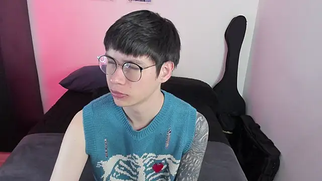 Aventure Twinks online show from January 15, 2026, 6:55 pm