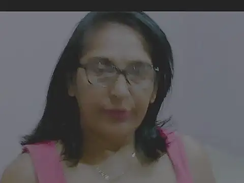 sexy69hotmum online show from February 13, 2025, 5:01 pm