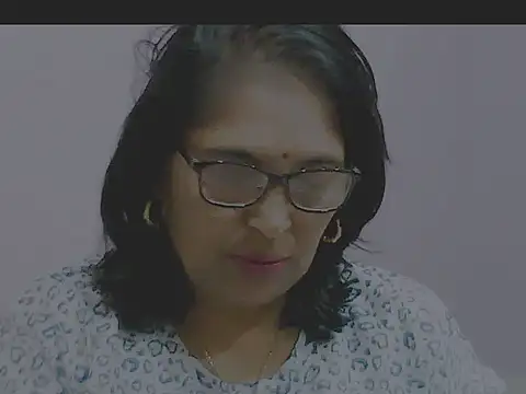 sexy69hotmum online show from January 28, 2025, 3:25 pm