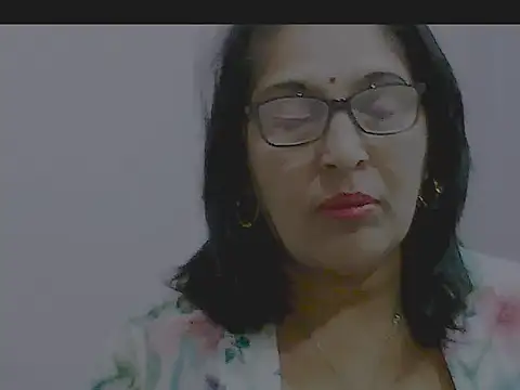 sexy69hotmum online show from February 25, 2025, 8:47 am