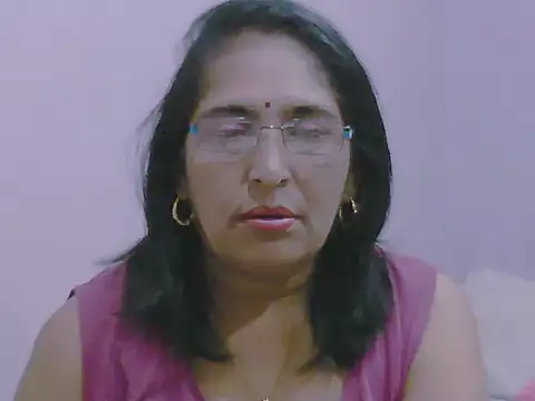 sexy69hotmum online show from March 19, 2025, 2:13 pm