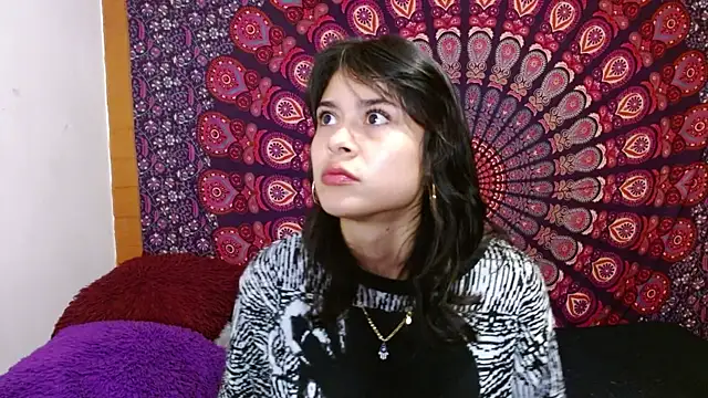 Snapshot of AbbySccott chatting on October 31, 2025, 1:02 am AbbySccott online show from October 31, 2025, 1:02 am