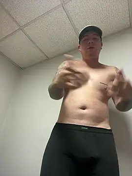 alienslian online show from March 5, 2026, 6:48 pm