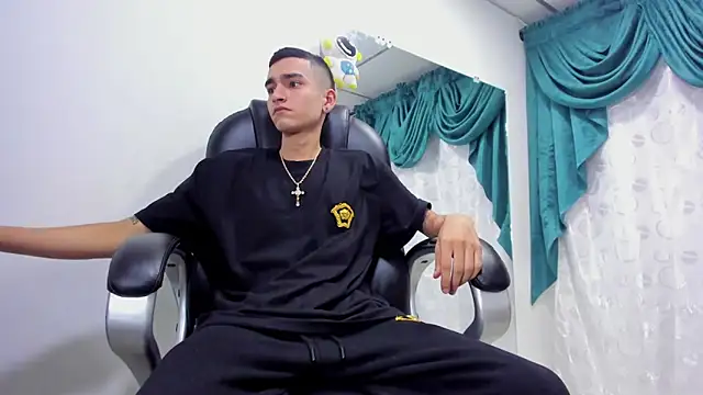 Ethan Booy online show from February 17, 2025, 9:10 pm