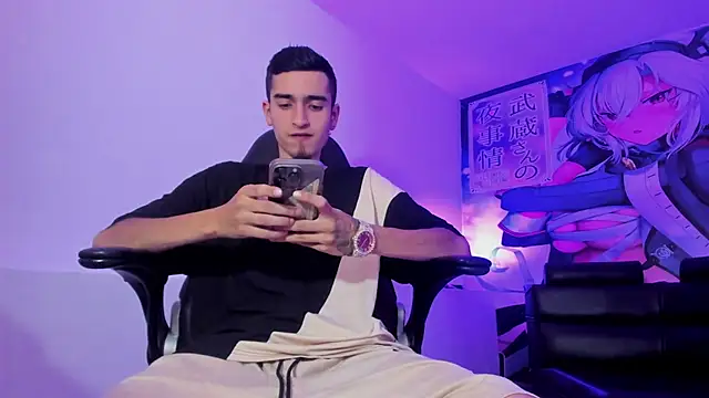 Ethan Booy online show from September 13, 2025, 9:48 pm