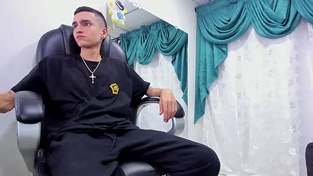 Ethan Booy online show from February 18, 2025, 12:15 am