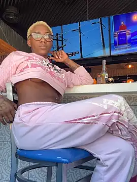 Snapshot of VixenCapri chatting on November 6, 2025, 5:50 pm VixenCapri online show from November 6, 2025, 5:50 pm