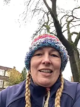 Cute-Firise online show from December 2, 2024, 11:40 am