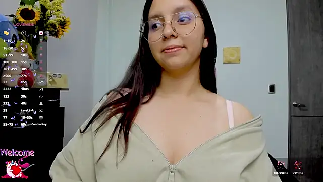 Snapshot of Valery7rose_ chatting on September 28, 2025, 10:50 pm Valery7rose online show from September 28, 2025, 10:50 pm