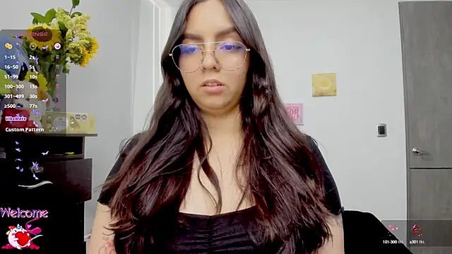 Snapshot of Valery7rose_ chatting on September 26, 2025, 8:38 pm Valery7rose online show from September 26, 2025, 8:38 pm