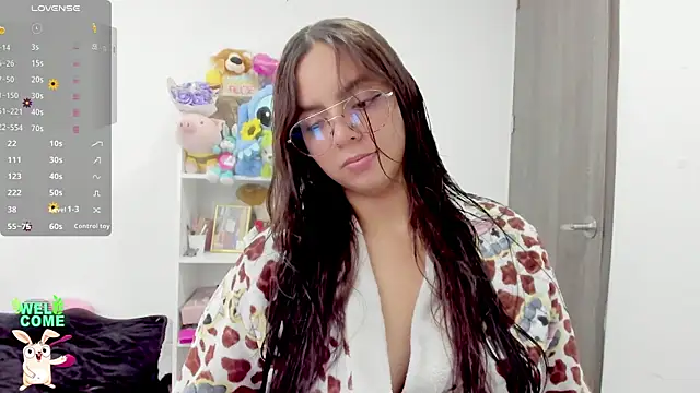 Snapshot of Valery7rose_ chatting on July 17, 2026, 3:53 pm Valery7rose online show from July 17, 2026, 3:53 pm
