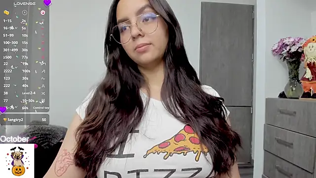 Snapshot of Valery7rose_ chatting on October 16, 2025, 2:36 pm Valery7rose online show from October 16, 2025, 2:36 pm