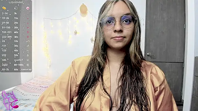 Valery7rose  online show from February 4, 2025, 10:34 pm