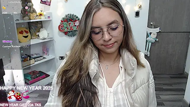 Valery7rose  online show from December 31, 2024, 7:29 pm