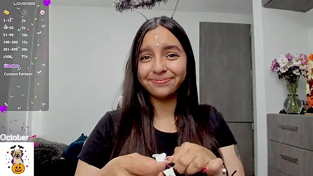 Snapshot of Valery7rose_ chatting on October 19, 2025, 3:37 pm Valery7rose online show from October 19, 2025, 3:37 pm