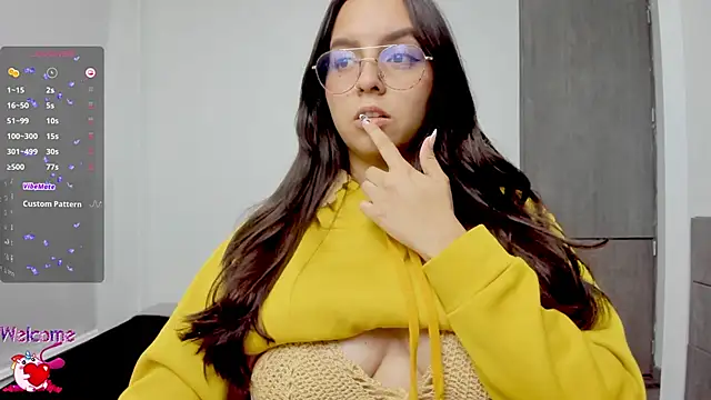 Snapshot of Valery7rose_ chatting on September 30, 2025, 10:38 pm Valery7rose online show from September 30, 2025, 10:38 pm