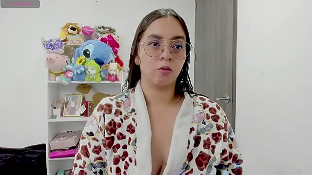 Snapshot of Valery7rose_ chatting on June 25, 2026, 4:12 pm Valery7rose online show from June 25, 2026, 4:12 pm